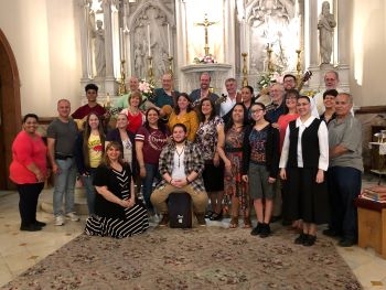 Combined-choirs-at-Visitation-BVM